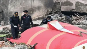 Air India Plane Crash: Takeoff के चंद Seconds बाद ही बंद हो गए दोनों Engines, Report में Shocking Revelations