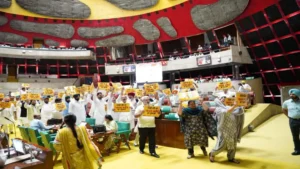 Punjab को Flood Relief Package नहीं मिला, AAP ने Assembly में किया जोरदार Protest