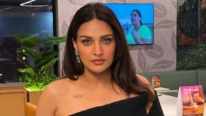 पंजाबी एक्ट्रेस हिमांशी खुराना से मांगी 10 करोड़ फिरौती:गैंगस्टर ने थ्रेट कॉल किया, कहा- पैसे नहीं दिए, तो मार देंगे; मोहाली में FIR