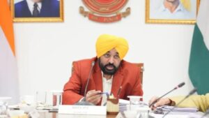 अरब देशों में फंसे पंजाबियों की होगी सुरक्षित वापसी: CM मान ने उड्डयन मंत्री से फोन पर की बात, मिला आश्वासन