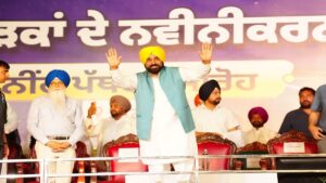 शहरों से लेकर छोटे कस्बों तक, लाखों के बिल वाले मरीज अब बिना कोई भुगतान किए hospital से इलाज लेकर वापस घरों को लौट रहे