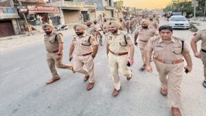 मोगा में नगर निगम चुनावों से पहले पुलिस का विशाल फ्लैग मार्च, सुरक्षा व्यवस्था कड़ी