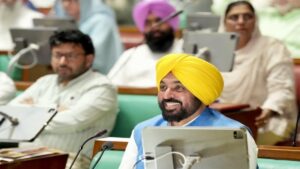 मुख्यमंत्री Bhagwant Singh Mann ने मजदूर दिवस के अवसर पर श्रम वर्ग को तोहफा दिया, न्यूनतम मजदूरी में 15 प्रतिशत बढ़ोतरी का एलान