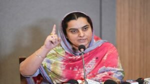 SGPC पर बादल परिवार का पूरा कंट्रोल है, तो फिर बहरीन की महिला के साल भर रहने और वी आई पी ट्रीटमेंट का इंतज़ाम किसने किया ? – बलजिंदर कौर