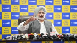 अमरजीत चावला पर 8 महीने सराय में शोषण का आरोप, लाखों रुपये की धोखाधड़ी पर SGPC और सुखबीर बादल की चुप्पी बड़े सवाल खड़े करती है: बलतेज पन्नू