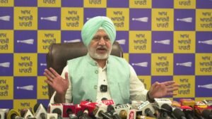 राजा वड़िंग के बयान ने 2027 के लिए कांग्रेस का ‘जनविरोधी’ एजेंडा किया सार्वजनिक, सत्ता में आए तो मान सरकार की मुफ्त सुविधाएं करेंगे बंद: बलतेज पन्नू